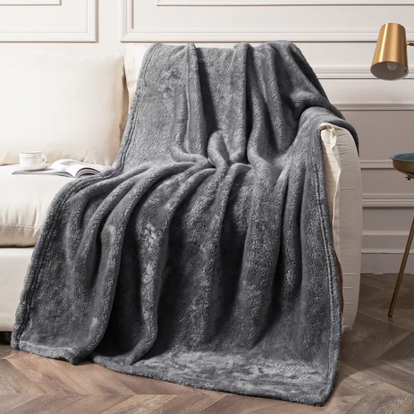 Eterna Soft Fleece Throw– Plush & Comfortable